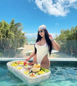 691802999: Chica busca chico en León