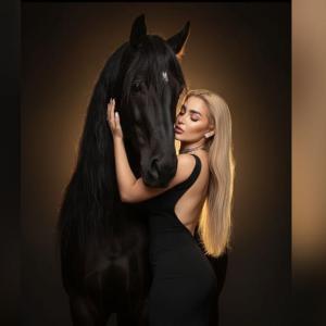 667023811: Chica busca chico en Málaga