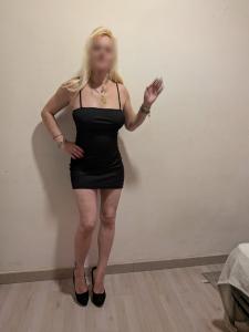 678803973: Chica busca chico en Barcelona