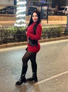 672955142: Chica busca chico en Murcia