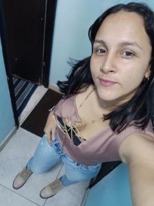 667795050: Chica busca chico en Huelva