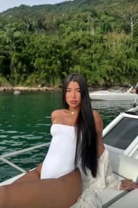 643269060: Chica busca chico en Málaga