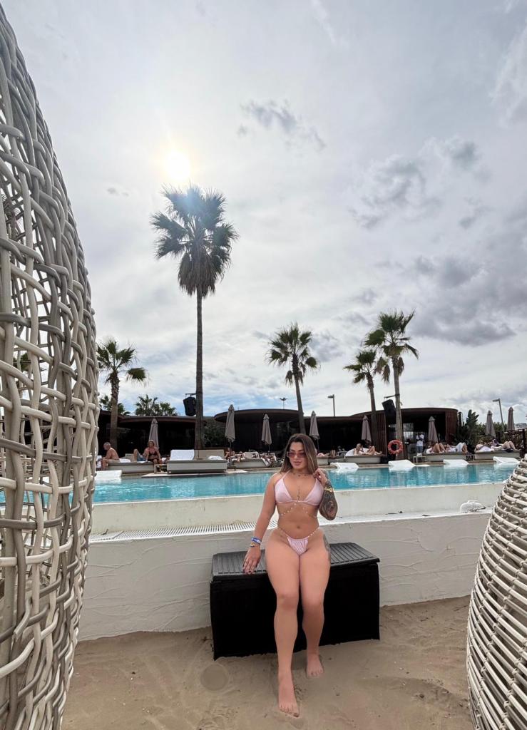 Chica busca chico en Valencia: Chica busca chico