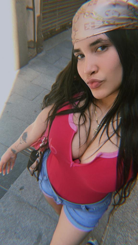 614739726: Chica busca chico en Barcelona