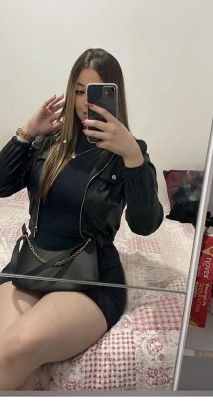 Chica busca chico en Huelva: 