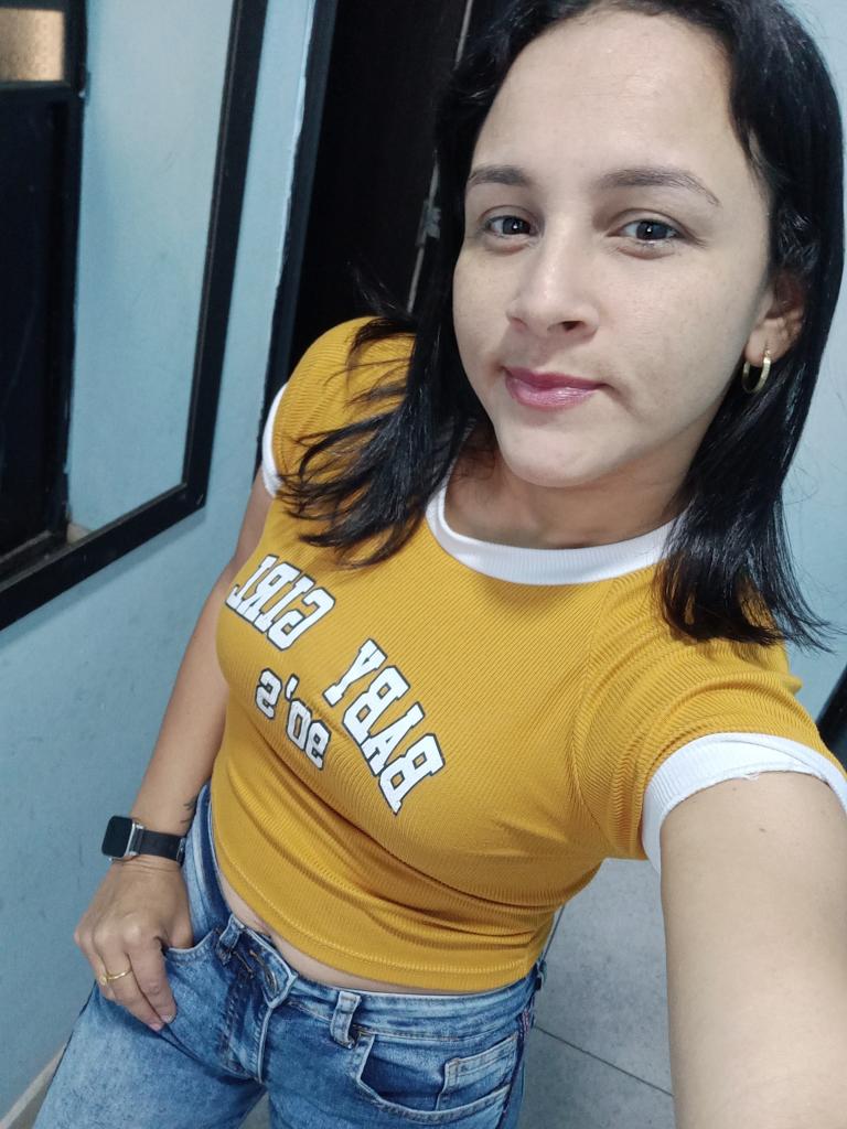 667795050: Chica busca chico en Huelva
