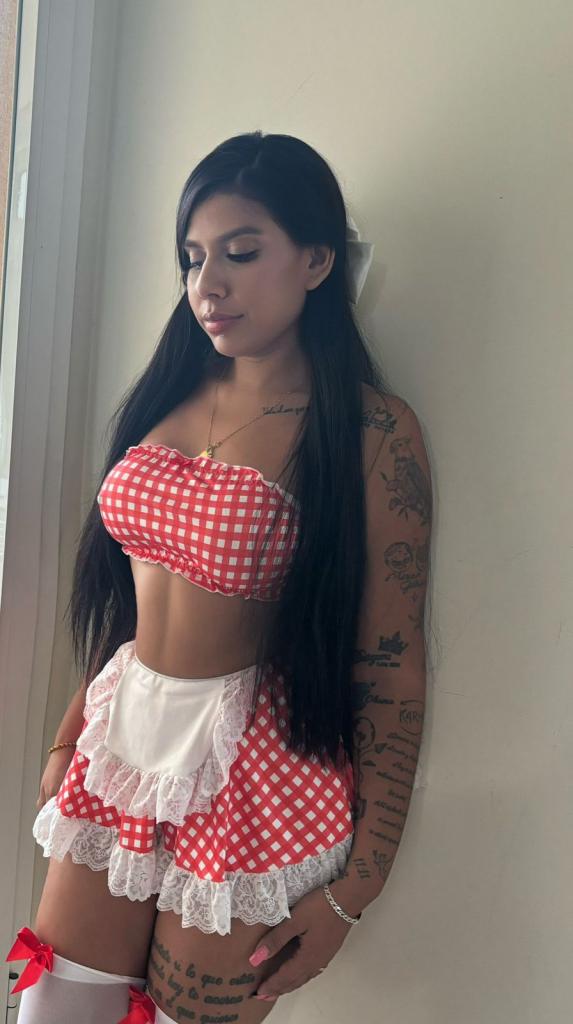 Chica busca chico en Cádiz: 