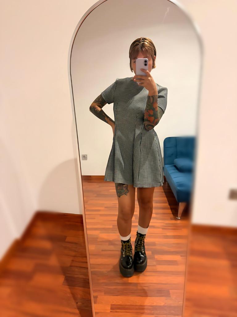 Chica busca chico en Barcelona: Chica busca chico