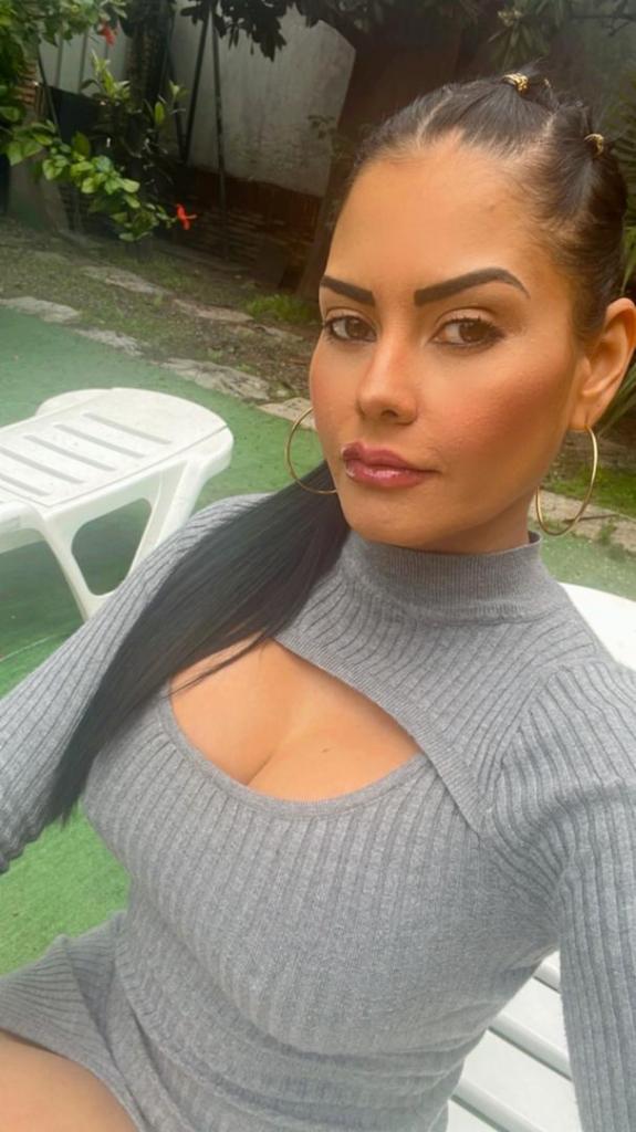 Chica busca chico en Sevilla: 