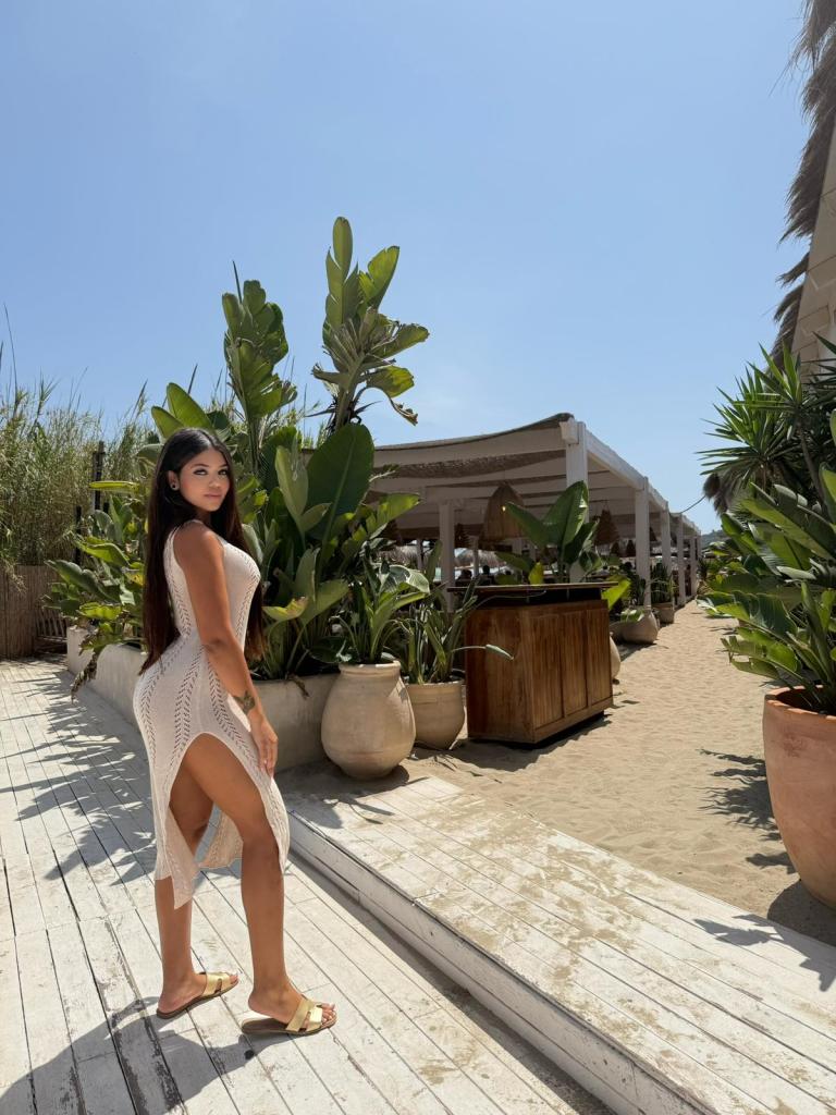 672977480: Chica busca chico en Las Palmas