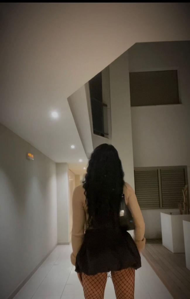 Chica busca chico en Tarragona: Chica busca chico