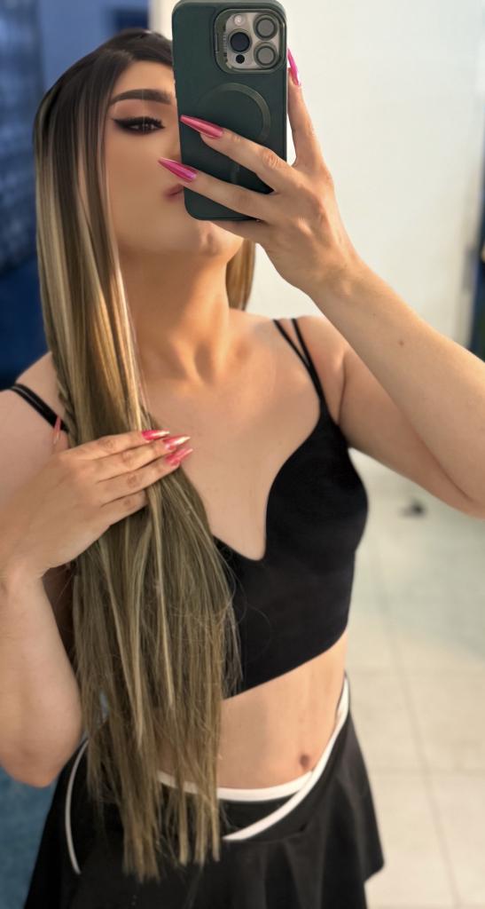 641499087: Transexual en La Coruña