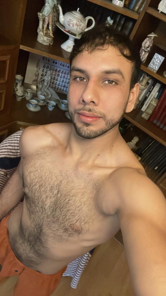 Chico busca chica en Málaga: 