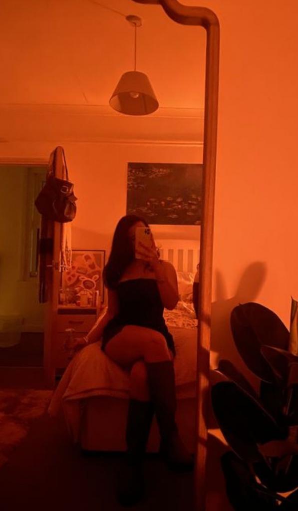 Chica busca chico en Mallorca: 