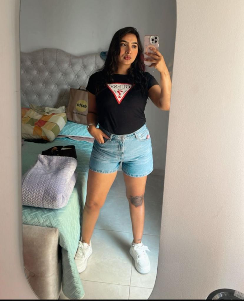 Chica busca chico en Tenerife: 