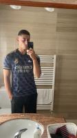 651827214: Chico busca chica en Madrid