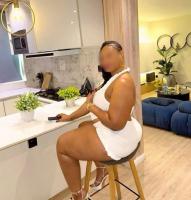 633623377: Chica busca chico en Sevilla