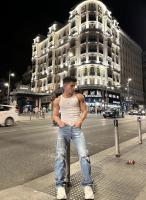 613145814: Chico busca chica en Cádiz