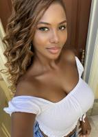 695774003: Chica busca chico en Málaga