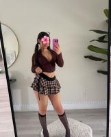 611245156: Chica busca chico en Málaga