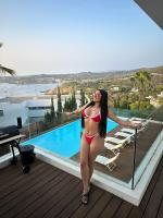 617047952: Chica busca chico en Málaga