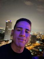 617775705: Chico busca chica en Barcelona