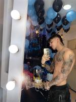 670688346: Chico busca chica en Madrid