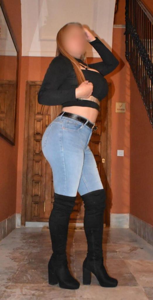 Chica busca chico en Sevilla: 