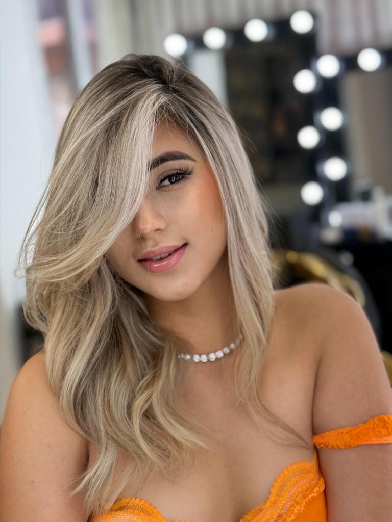 Chica busca chico en Murcia: Chica busca chico
