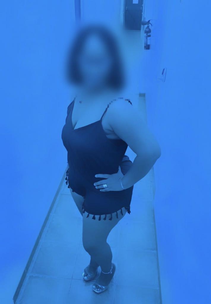 Chica busca chico en Cádiz: 