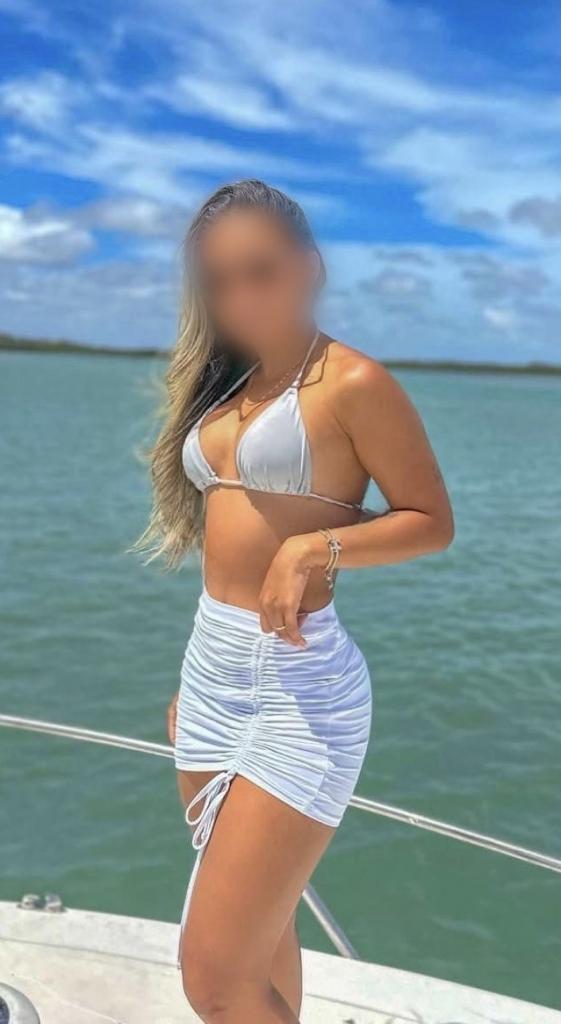 Chica busca chico en Granada: 