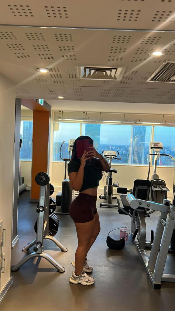 Chica busca chico en Alicante: 