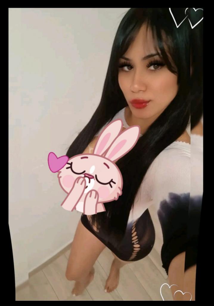 Chica busca chico en Almería: 