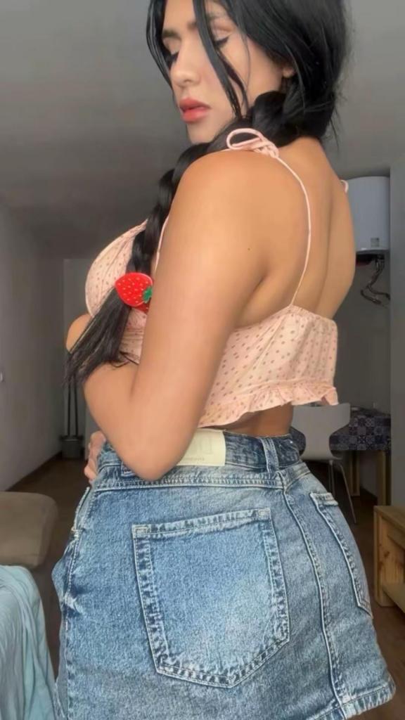 Chica busca chico en Tenerife: 