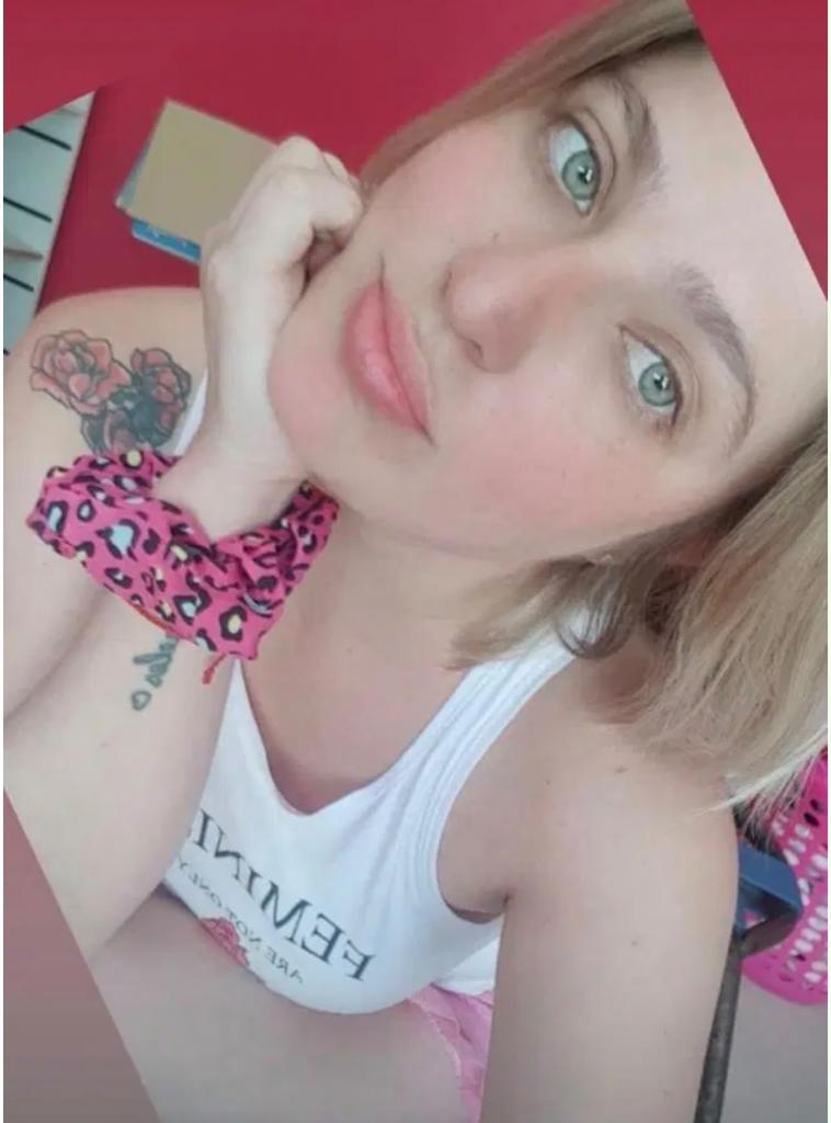 Chica busca chico en Cádiz: 