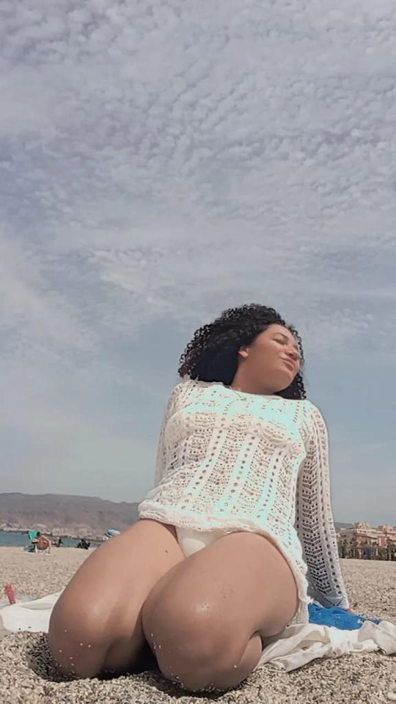 Chica busca chico en Almería: 