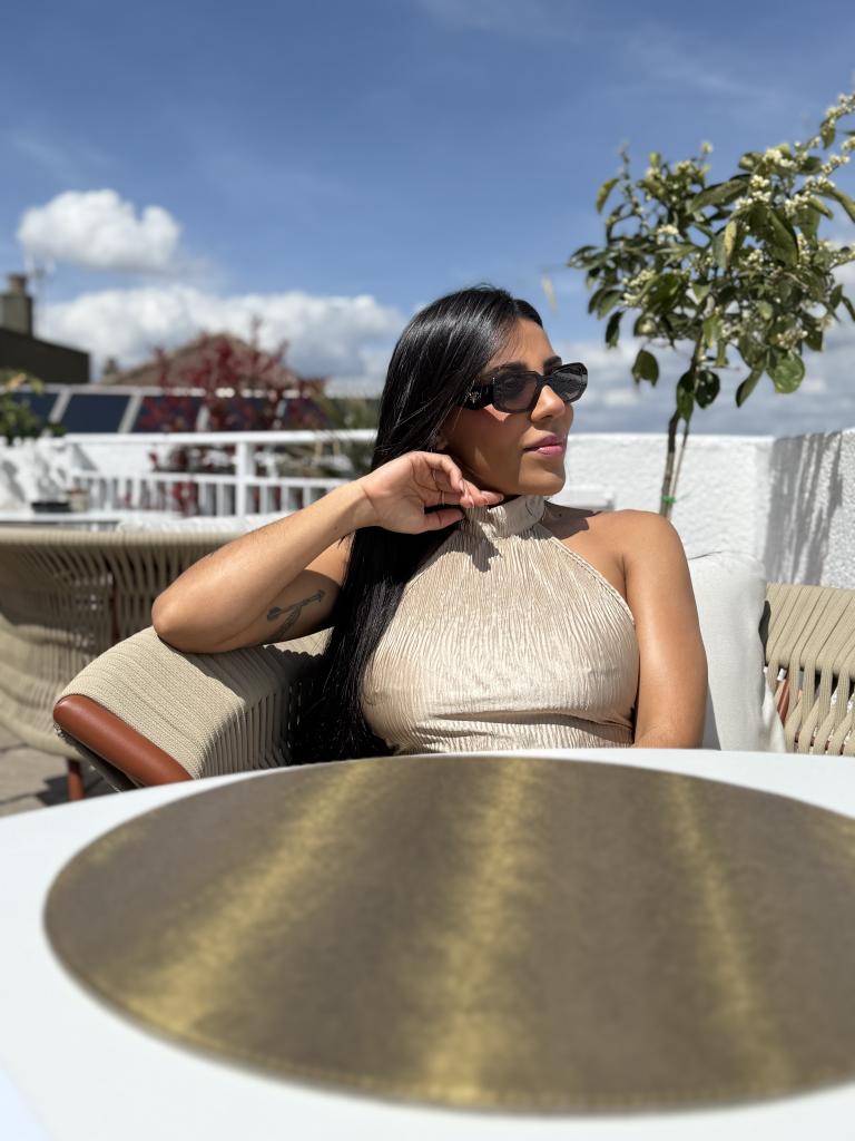 Chica busca chico en Granada: 