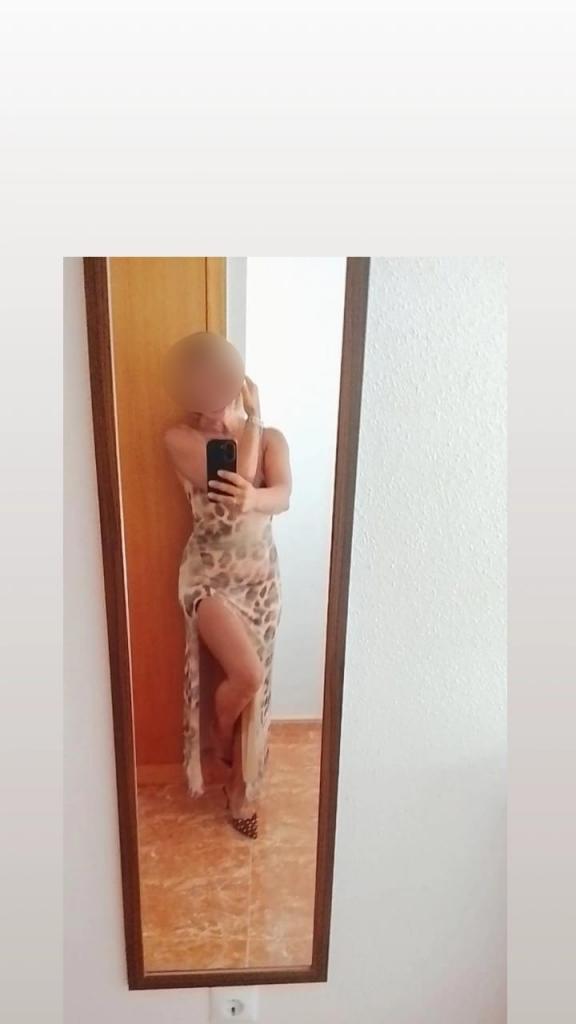 661368856: Chica busca chico en Valencia