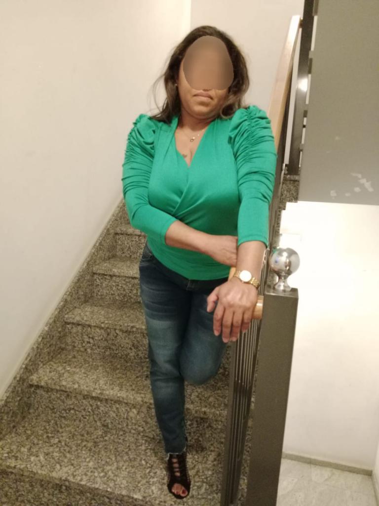 624448922: Chica busca chico en Pontevedra