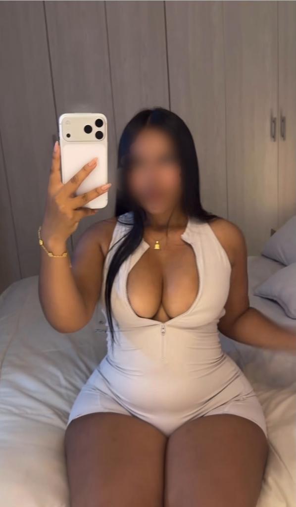 607264896: Chica busca chico en Mallorca