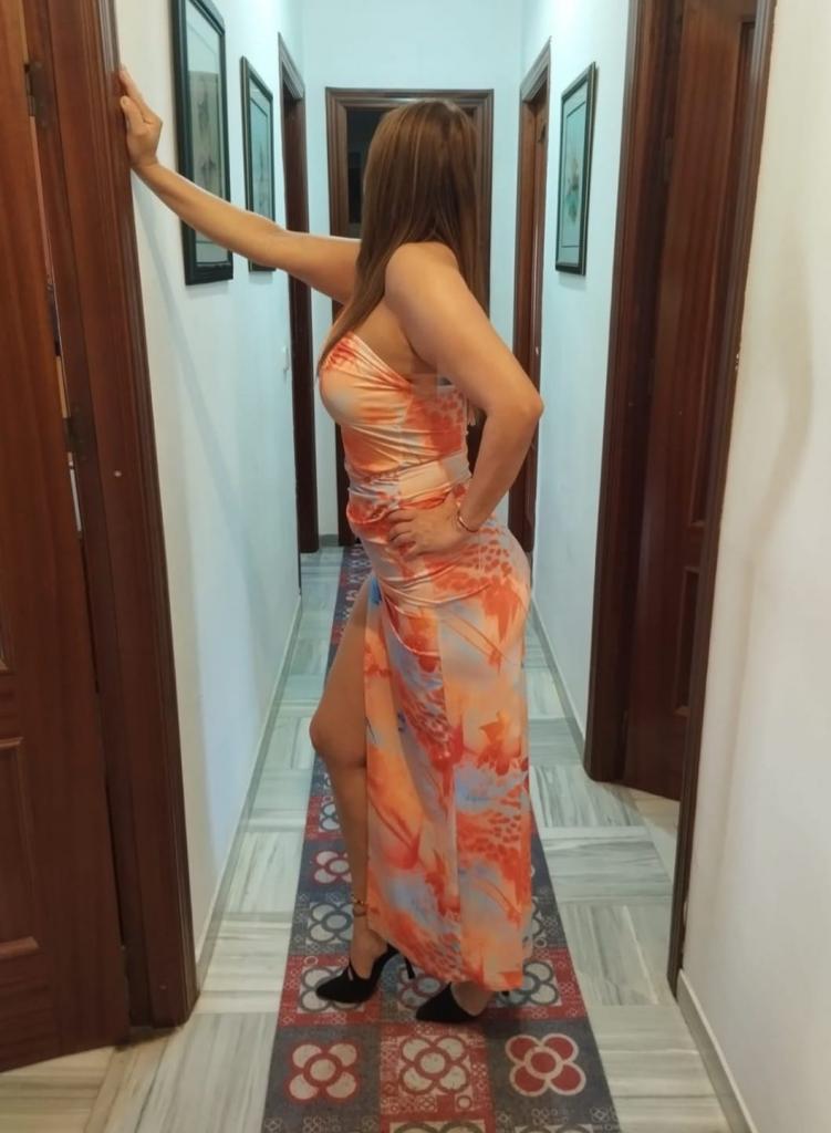 Chica busca chico en Cádiz: 