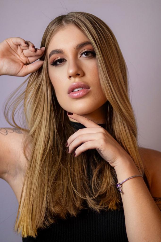 Chica busca chico en Málaga: Chica busca chico