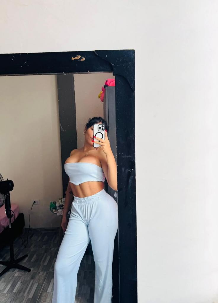 677277971: Chica busca chico en Alicante
