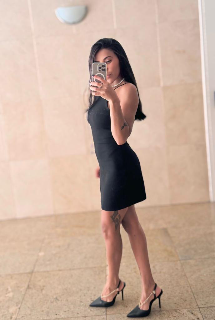 Chica busca chico en Granada: 