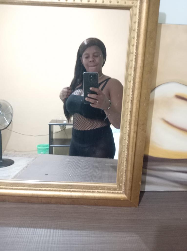 628873430: Chica busca chico en Murcia