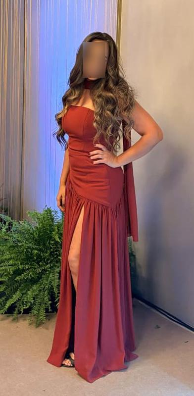 613665831: Chica busca chico en La Coruña