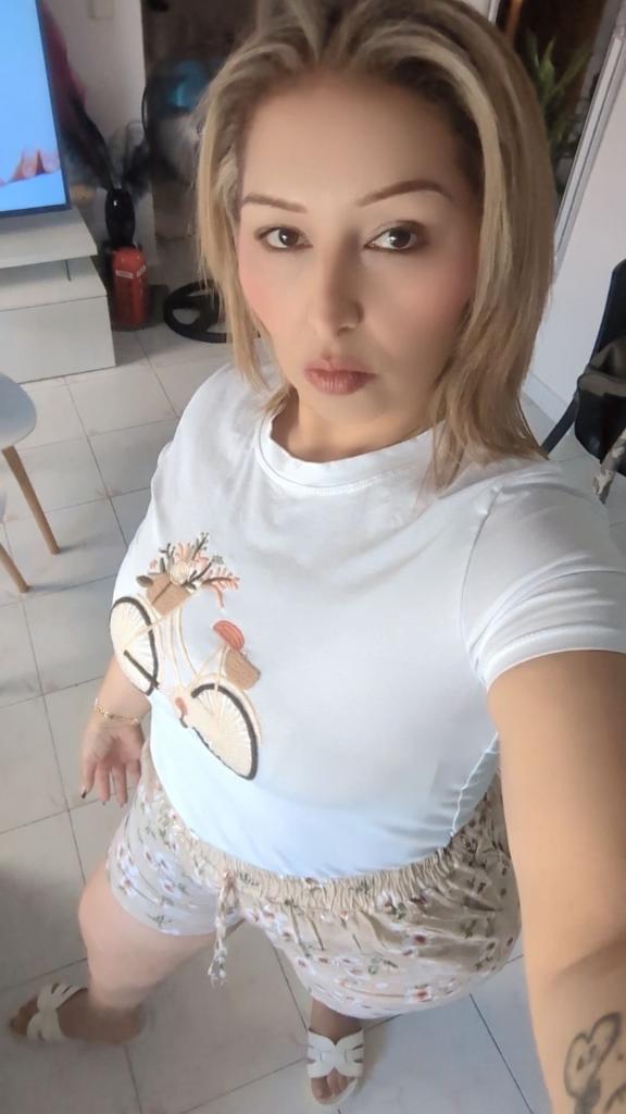 691281130: Chica busca chico en Badajoz