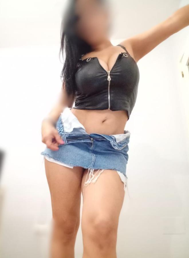661355572: Chica busca chico en Valencia