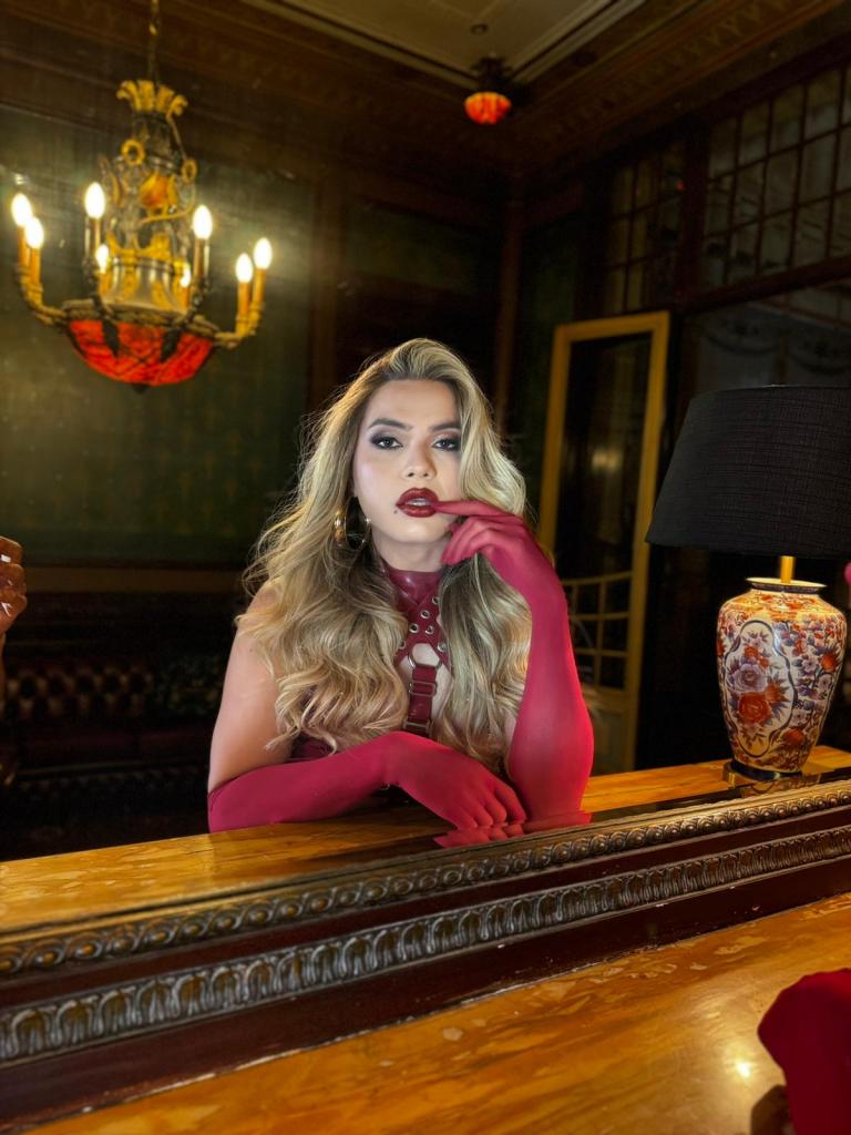 Travesti en Granada: 