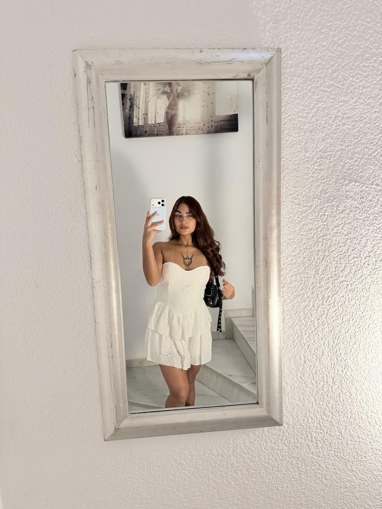 Chica busca chico en Granada: 